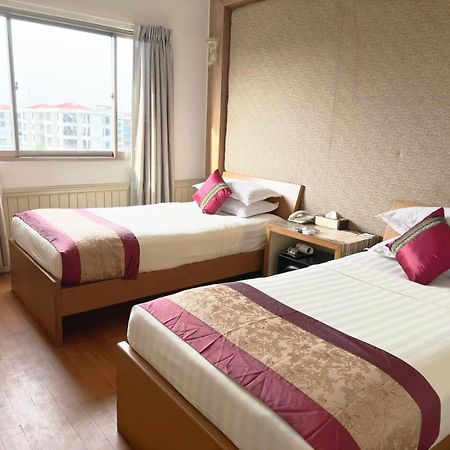 יאנגון Hotel 63 מראה חיצוני תמונה