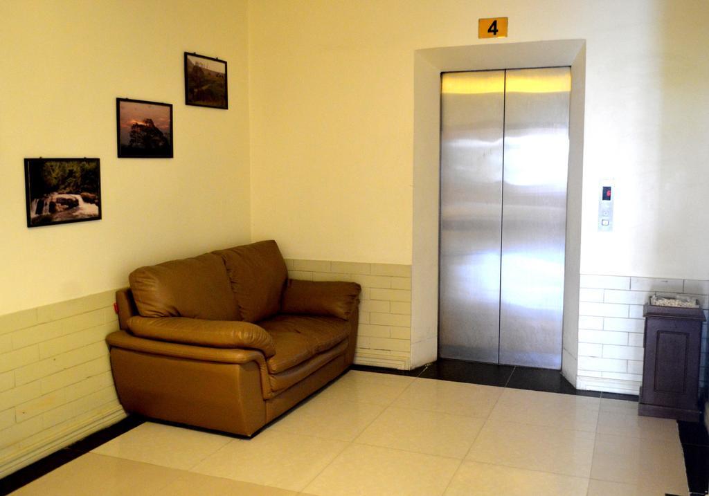 יאנגון Hotel 63 מראה חיצוני תמונה