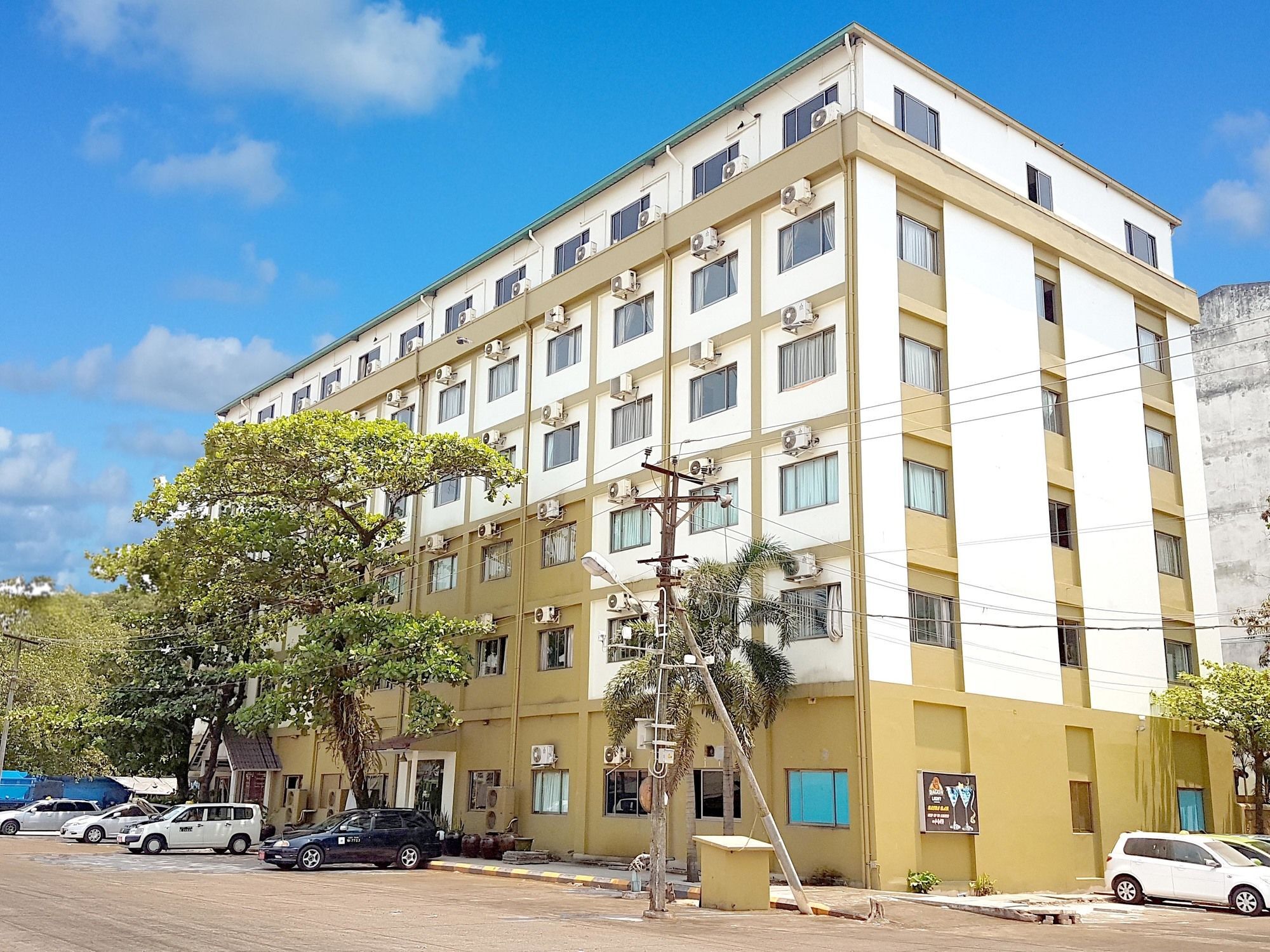 יאנגון Hotel 63 מראה חיצוני תמונה